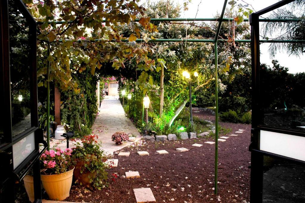 Arbel Guest House Shavit Family Екстериор снимка
